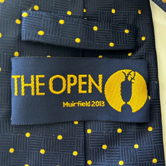 The Open Branded Necktie in Navy and Gold : 100% Silk : 2013 - Picture 3 of 4